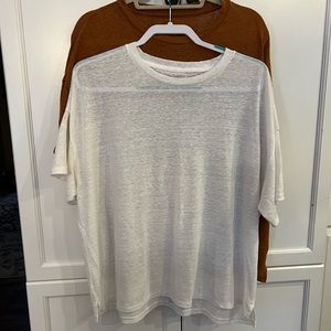 Aerie lightweight women’s oversized sweaters.  Lot of 2.  size medium